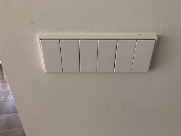LS990 Draadloze dimmer Zigbee (Friends of Hue) - Afbeelding 3