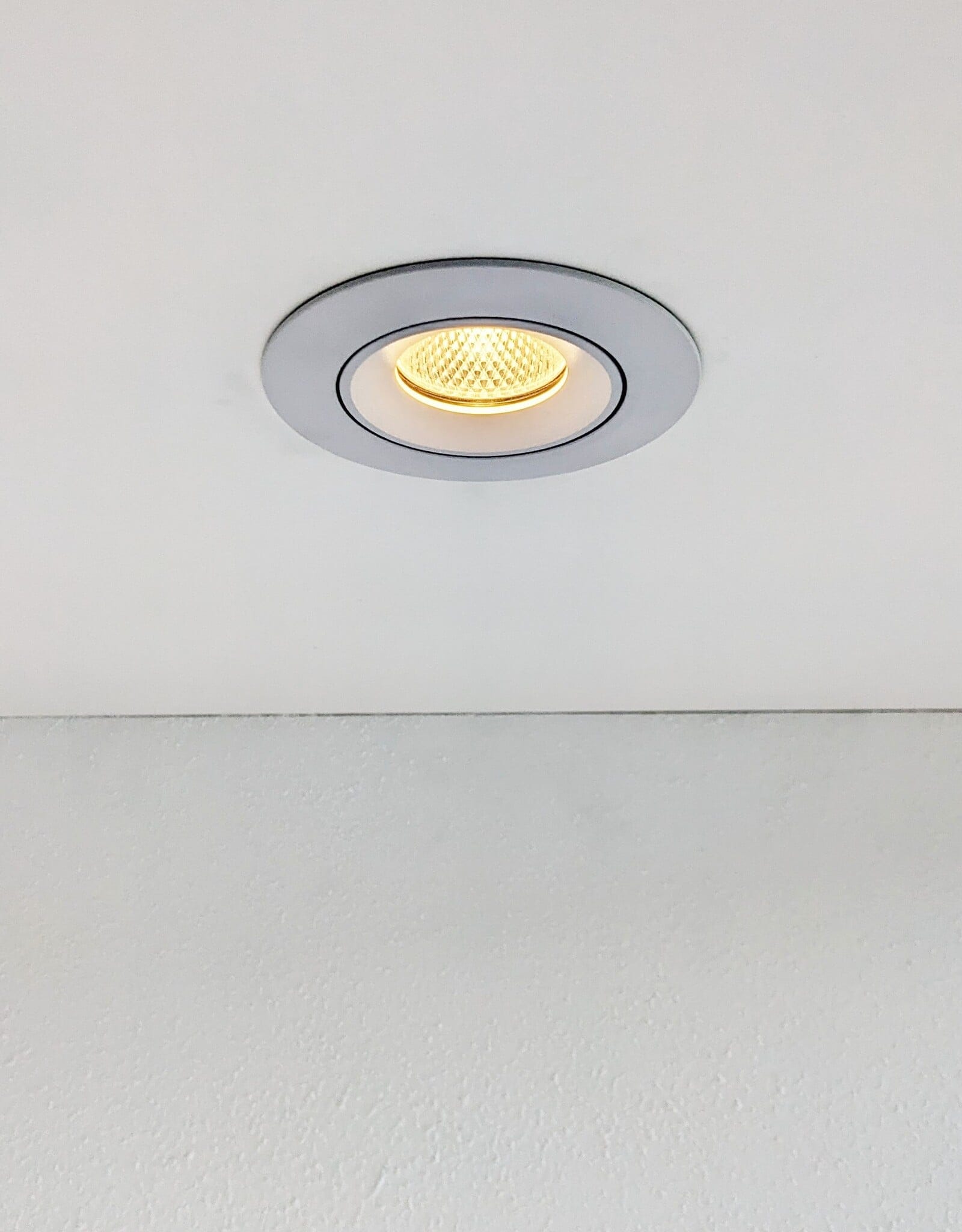 ledled-addy-led-kantelspot-rond-wit-dimbaar-pro-re.jpg